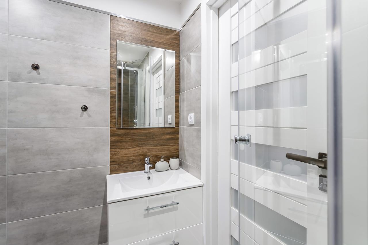 Golden Apartments Ostrava Luaran gambar