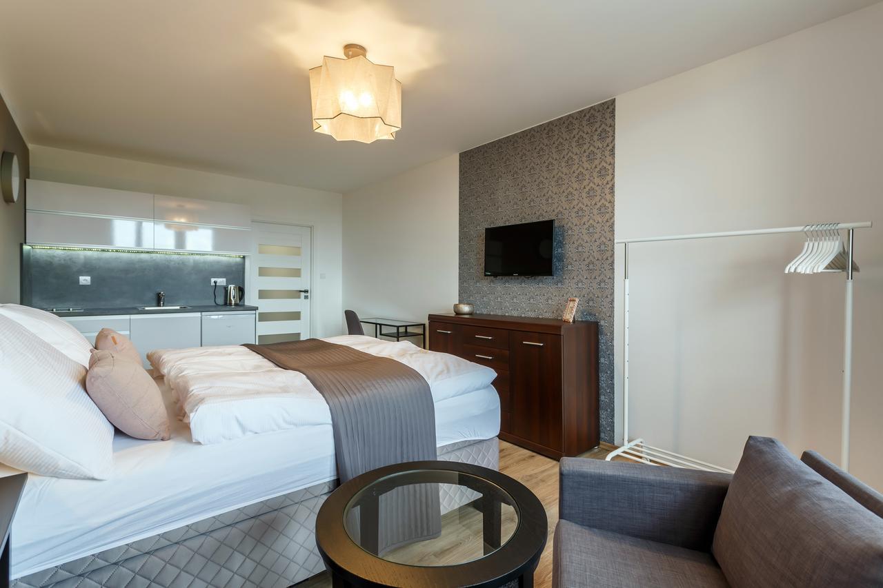 Golden Apartments Ostrava Luaran gambar