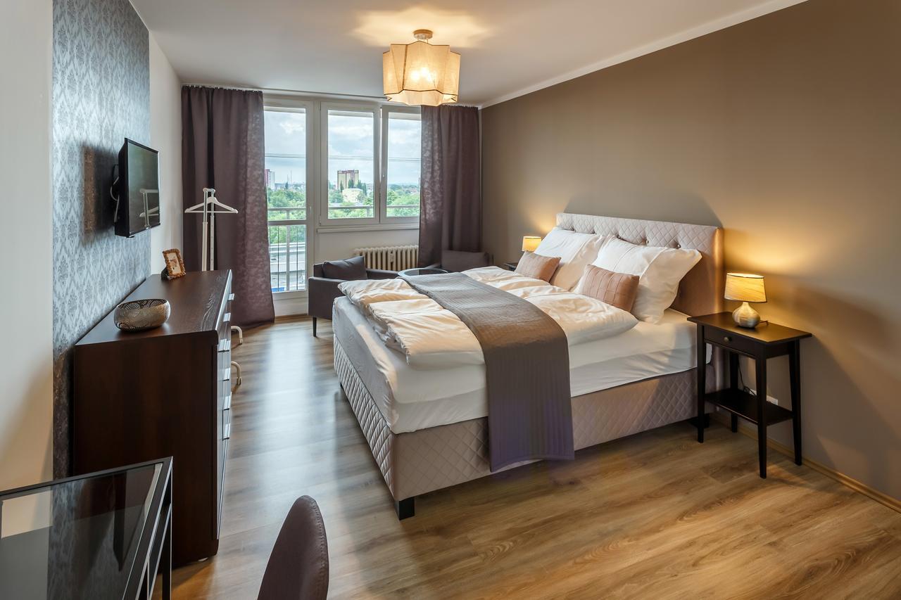 Golden Apartments Ostrava Luaran gambar